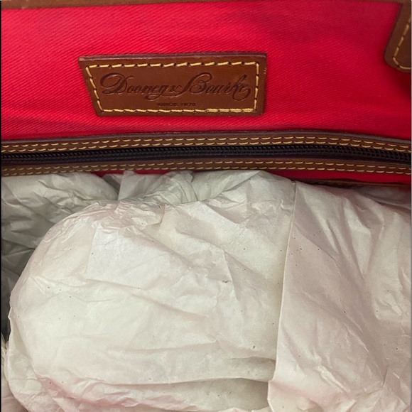 Gently used leather Dooney & Bourke with dust bag - Picture 4 of 12